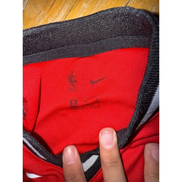 Toronto Raptors Jersey, #7 Kyle Lowry, Nike Kids Medium (5/6) Red. PRE-OWNED. - Picture 4 of 7